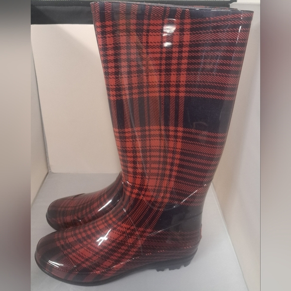 143 Girl Womens 9 Red Navy Rubber Rain Boots Knee High Buffalo Plaid - Picture 3 of 9